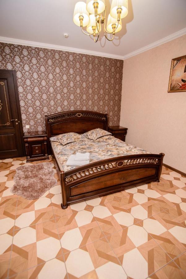 Хуторок Hotel Smila ภายนอก รูปภาพ