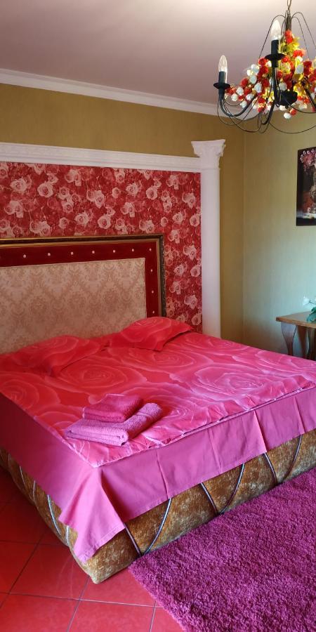 Хуторок Hotel Smila ภายนอก รูปภาพ